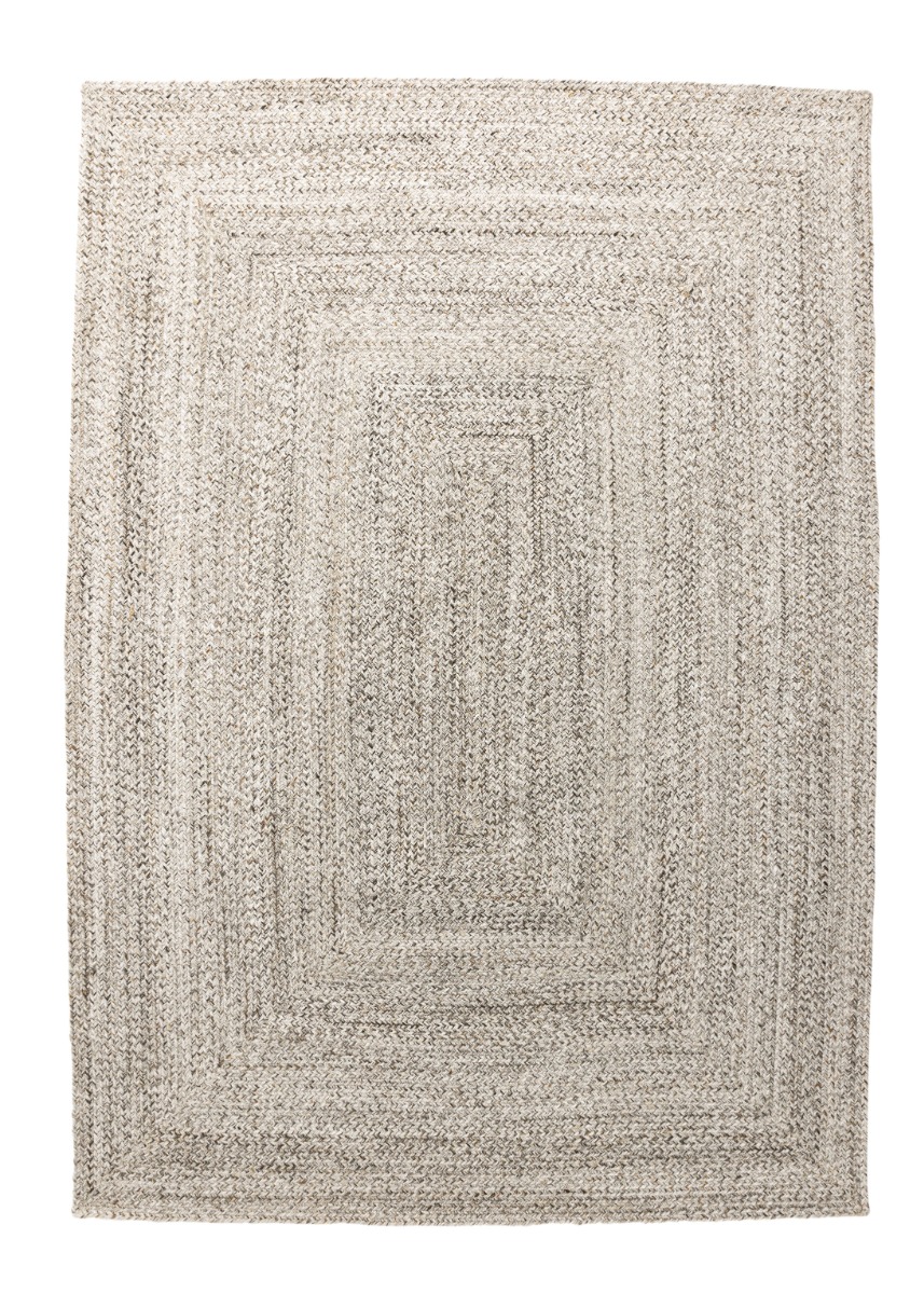 Beige ryamatta Maya med mjuk textur och 7 mm tjocklek på golv i vardagsrum