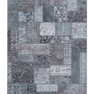 Patchworkmatta Markiss Steel i stålgrå toner med varierande geometriskt mönster och mjuk textur