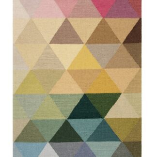 Handvävd flerfärgad ullmatta Multi Rannik med cirka 10 mm tjocklek placerad i modernt vardagsrum