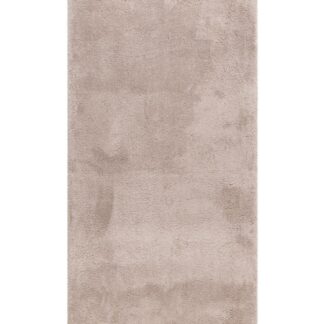 Linnefärgad mjuk ryamatta med tjock lugg i vardagsrumsmiljö