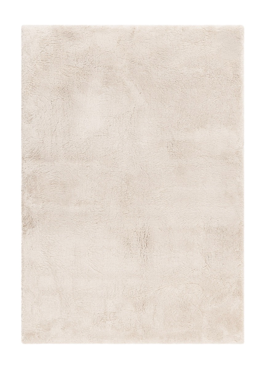 Naturfärgad mjuk ryamatta Lucid med tjock tät lugg i vardagsrumsmiljö