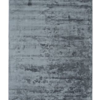 Grön viskosmatta med bomullsunderlag och rektangulär form i modern inredning