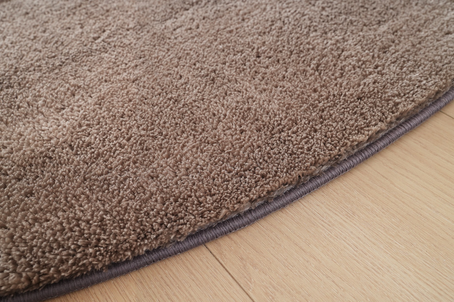 Rund Fluffy Taupe - Image 5