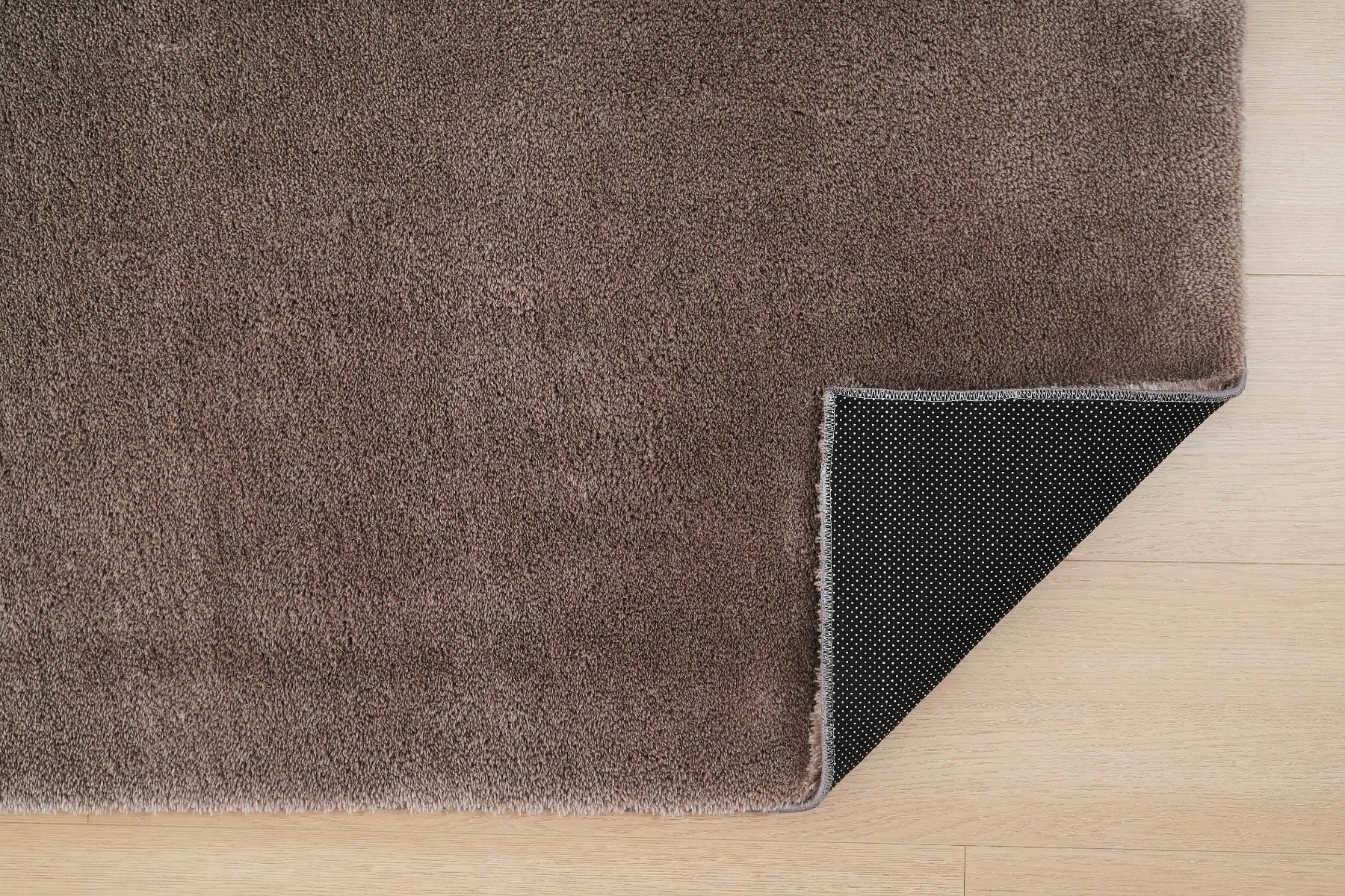 Kvadrat Matta Fluffy Taupe - Image 4