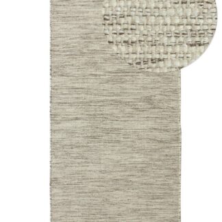 Taupe färgad gångmatta i ull och bomull cirka 10 mm tjocklek