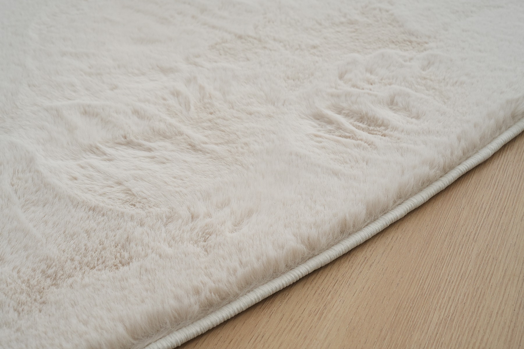 Tvättbar Pälsmatta Rabbit Shape Ljusbeige - Image 4