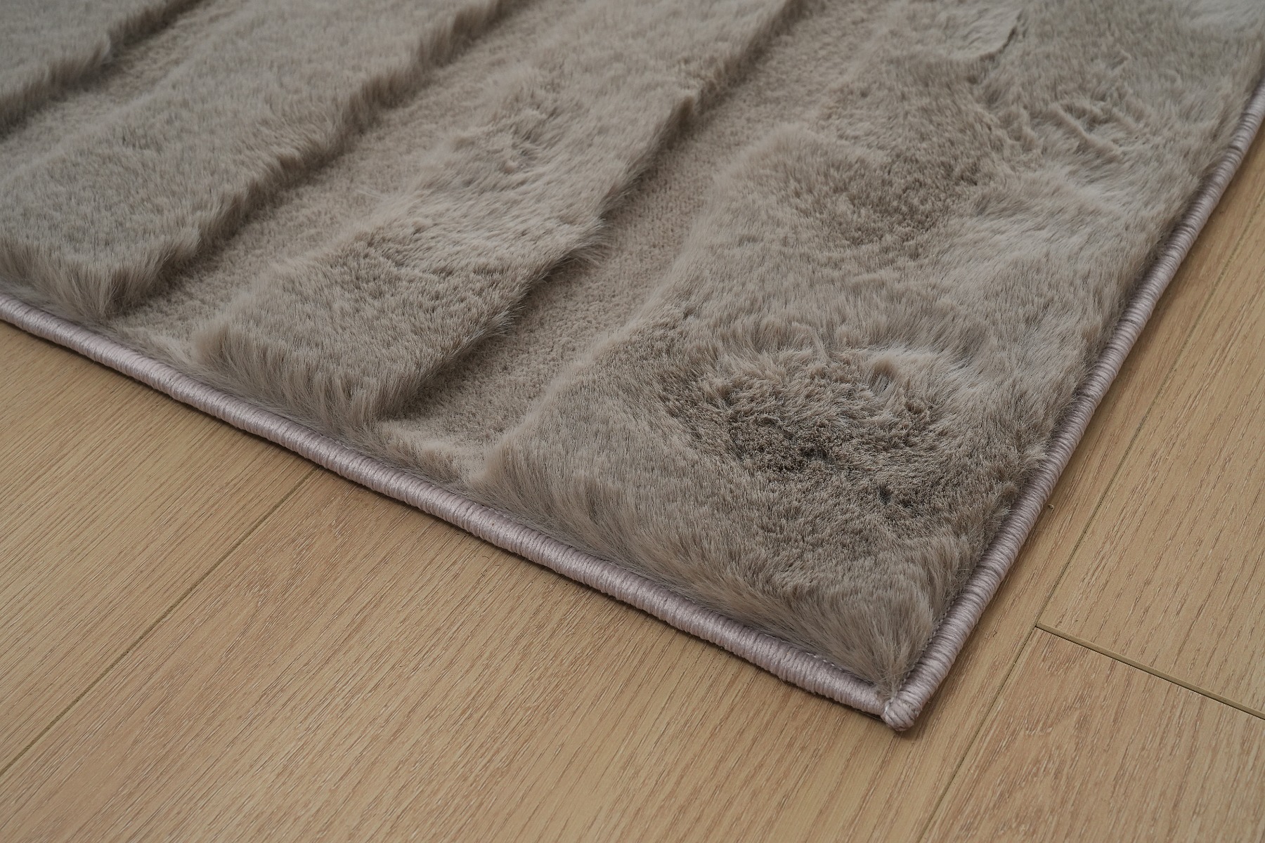 Pälsmatta Rabbit Soho Taupe - Image 3