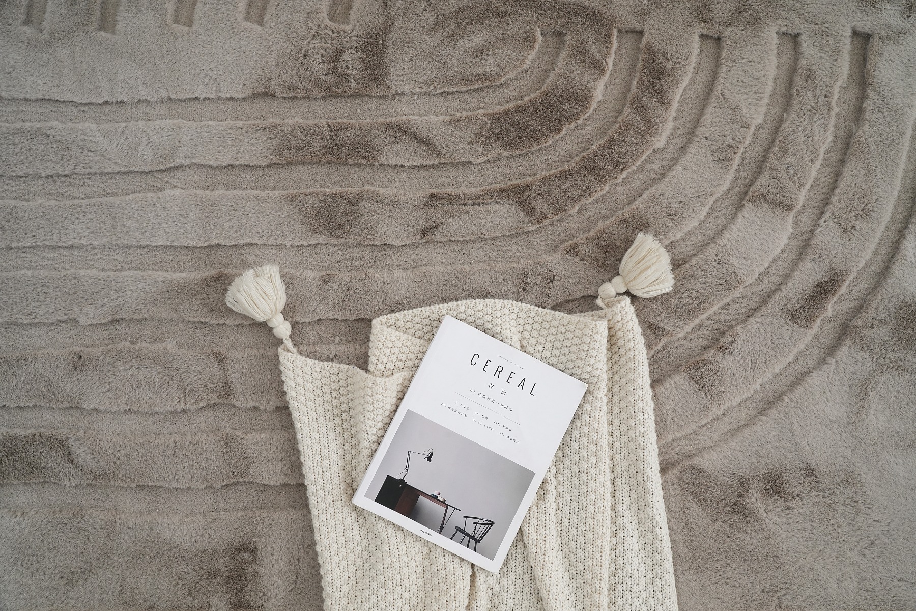 Rund Matta Rabbit Soho Taupe - Image 4