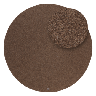 Rund handvävd ullmatta i chokladfärg med mjukt tvinnat mönster