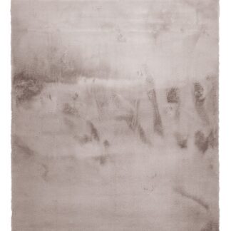 Tvättbar mjuk pälsmatta i varm taupe färg med fluffig yta