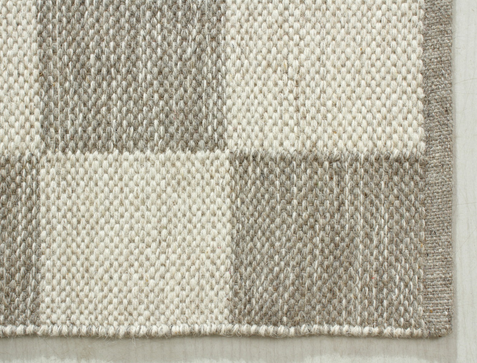 Ullmatta Webster Grå - Image 5