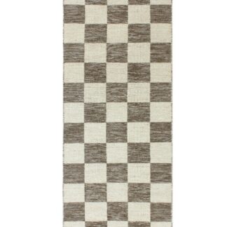 Handvävd ullmatta Webster i ljus linnefärg med rutmönster och kortklippt yta