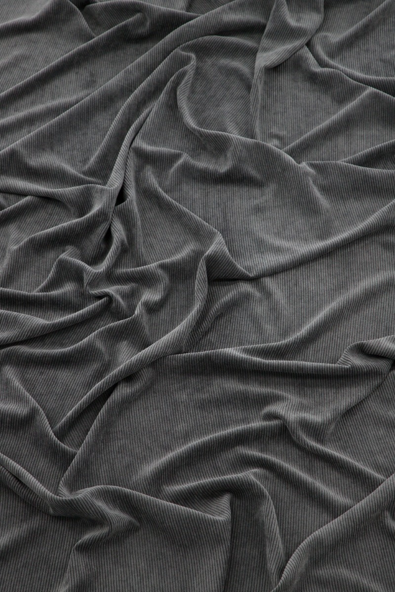 Kristallglans Grå 2x140x290 cm Rumsförmörkande Sammetsgardin 2-pack - Bild 4